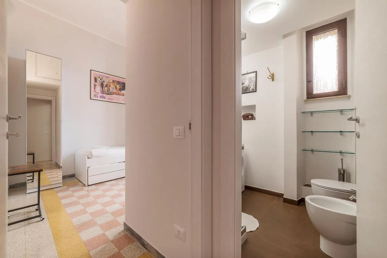 Casa Fellini - Charme Holidays Rome Italy